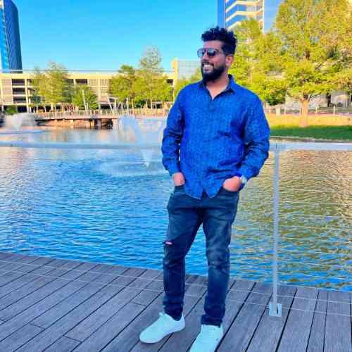 Christian Groom #NJY5MZ