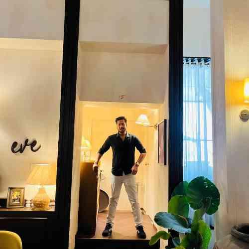 Agarwal Groom #NJY5NZ